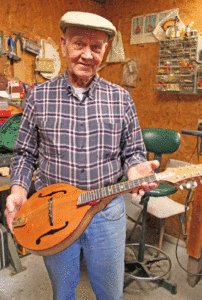 Allen-Hicks-with-Mandolin