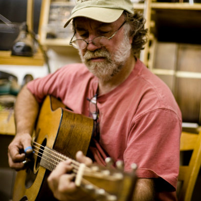 wayne henderson playing the guitar